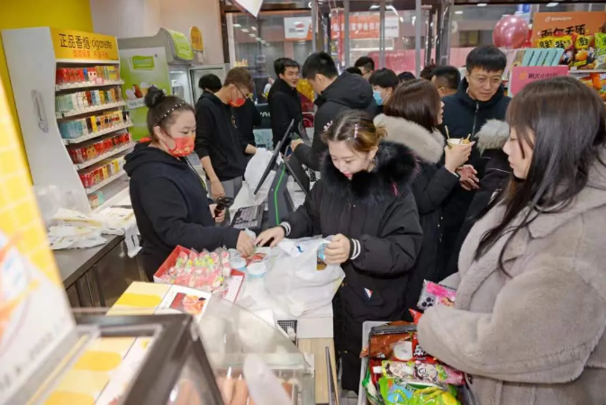 陽光小瑪特(鞍山地區)便利店盛大開業(圖5) 陽光小瑪特(鞍山地區)便利店盛大開業(圖5)